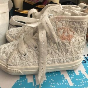 White toddler shoes